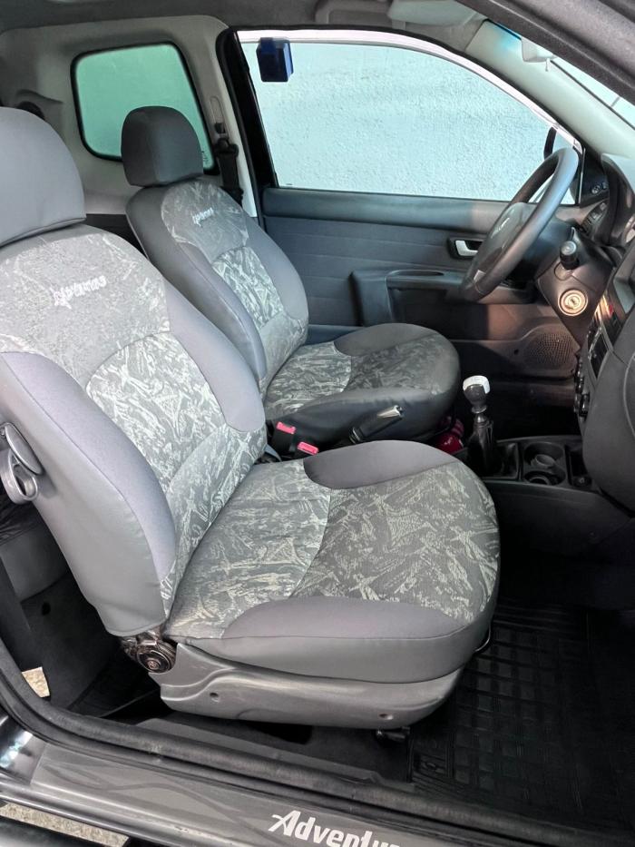 Fiat Strada Adventure 1.8 2010